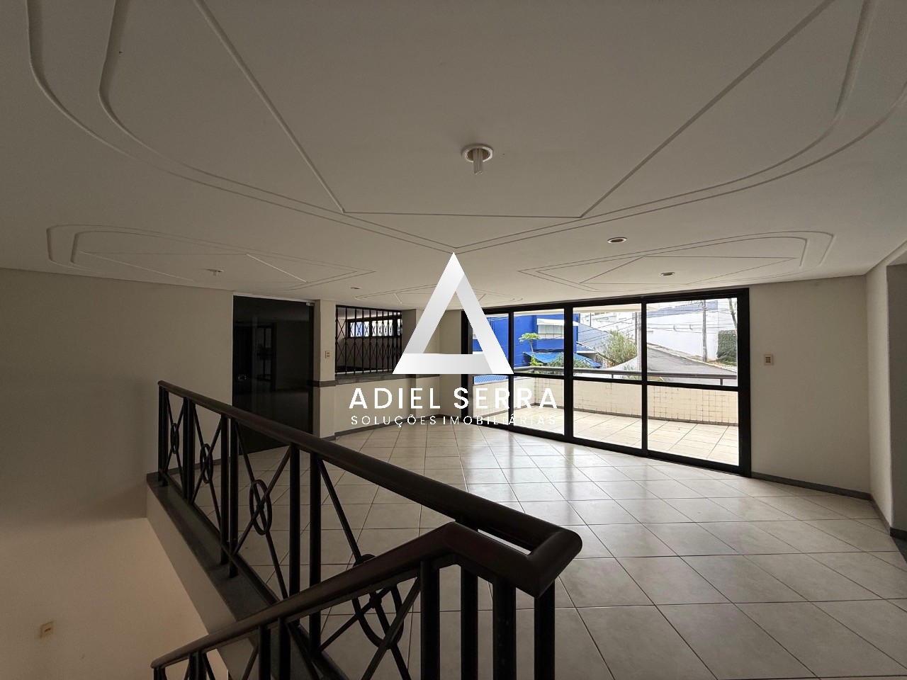 Apartamento - Caminho das árvores