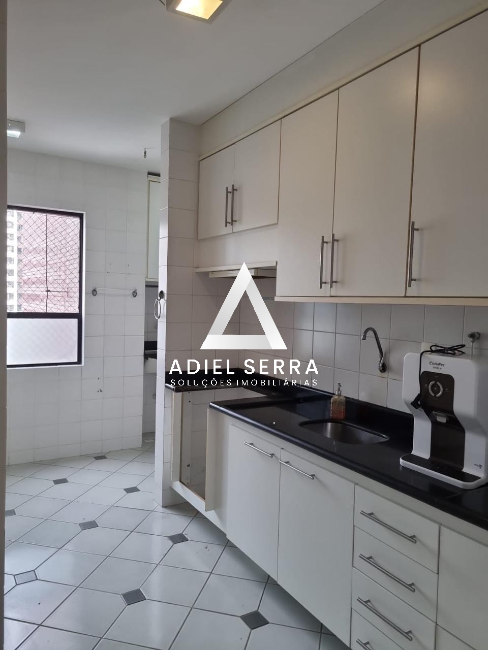 Apartamento - Caminho das árvores