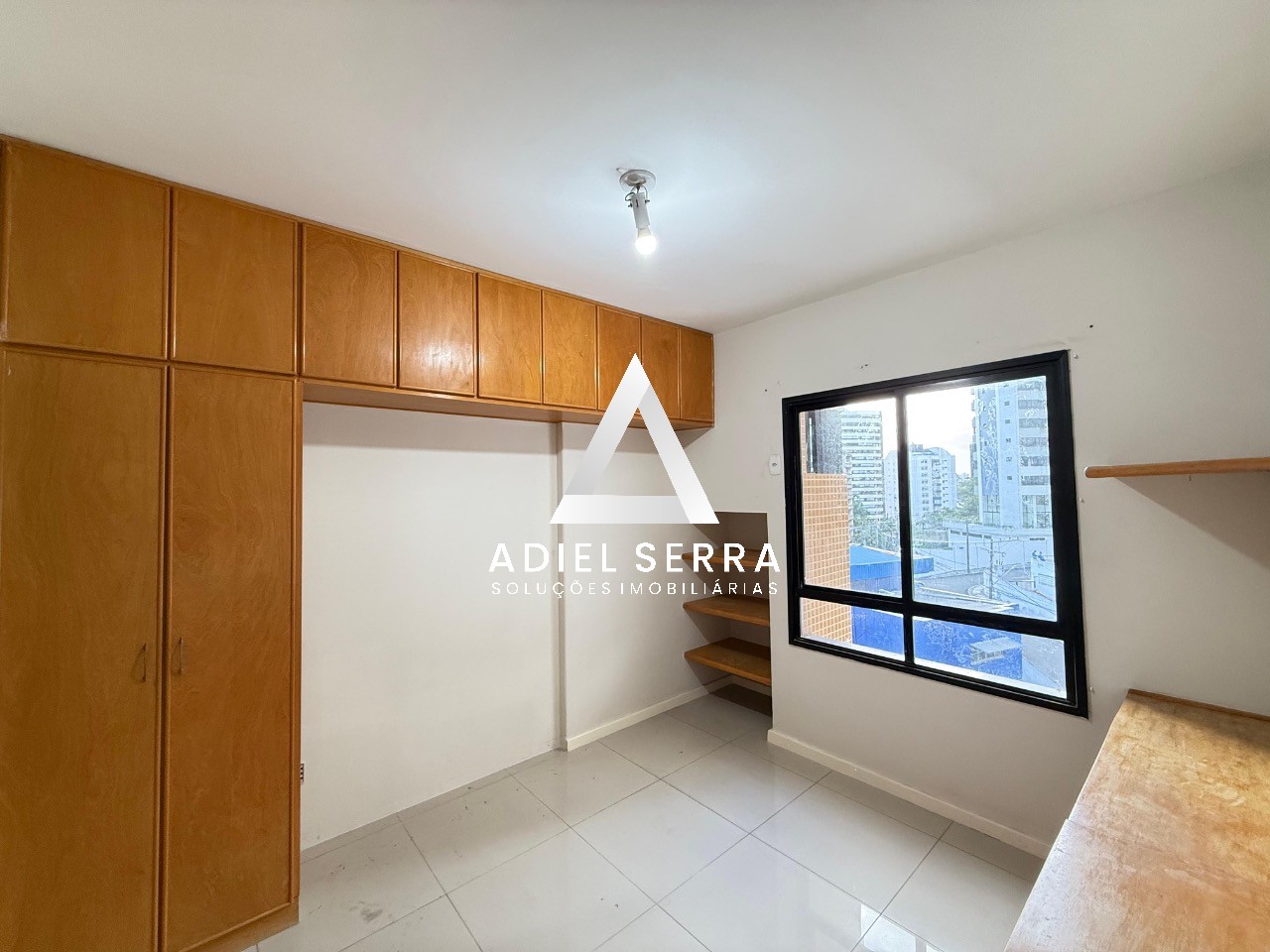 Apartamento - Caminho das árvores