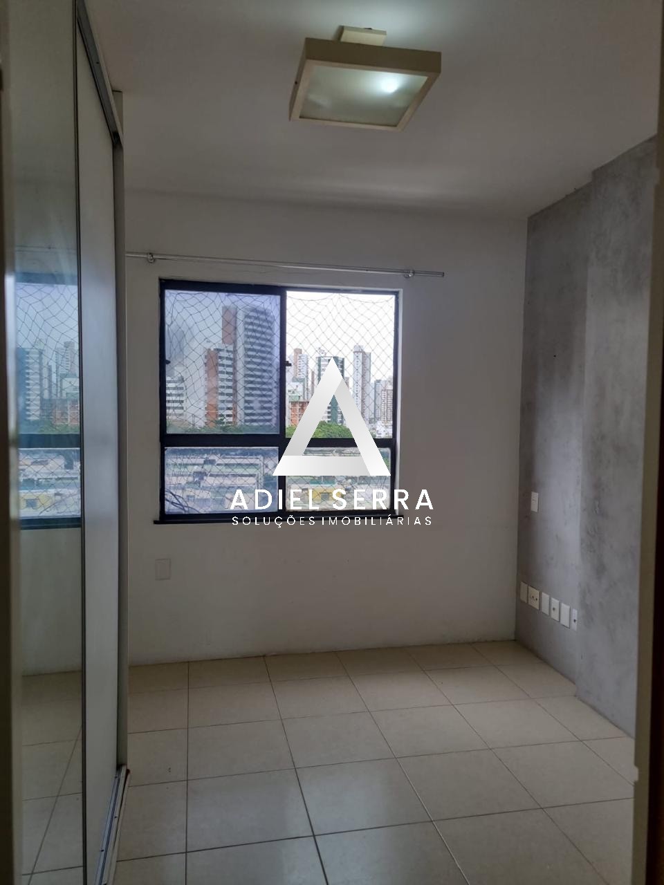 Apartamento - Caminho das árvores