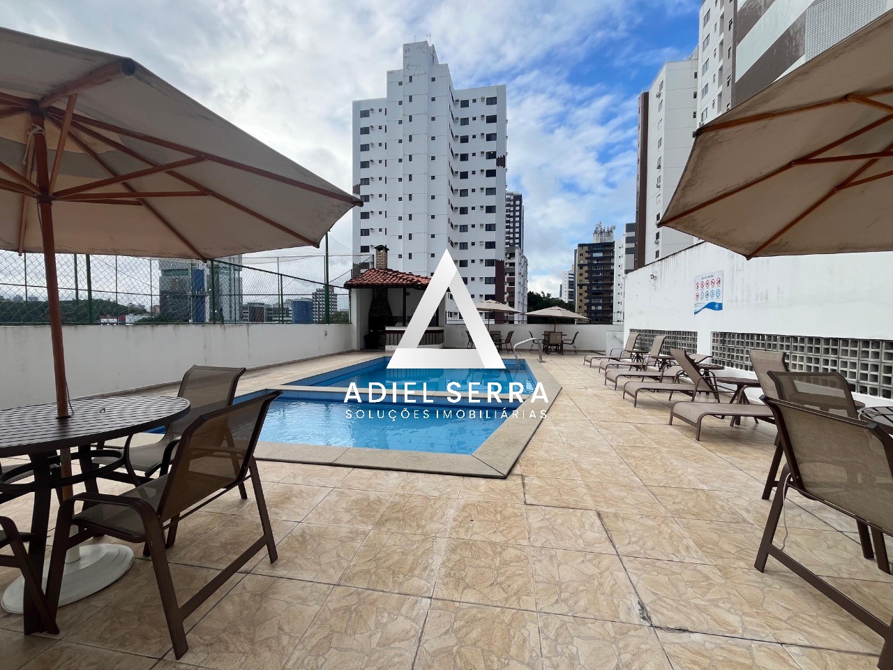 Apartamento - Caminho das árvores