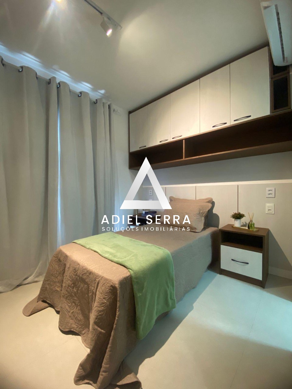 Apartamento - Caminho das árvores