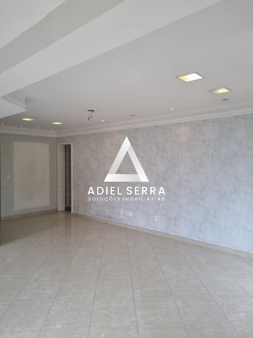 Apartamento - Caminho das árvores