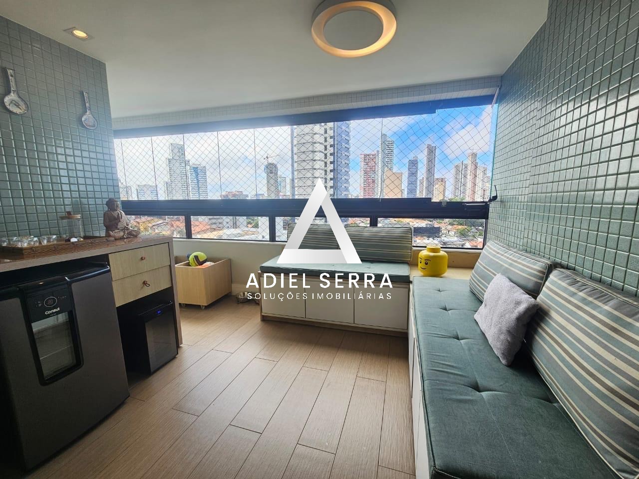 Apartamento - Caminho das árvores