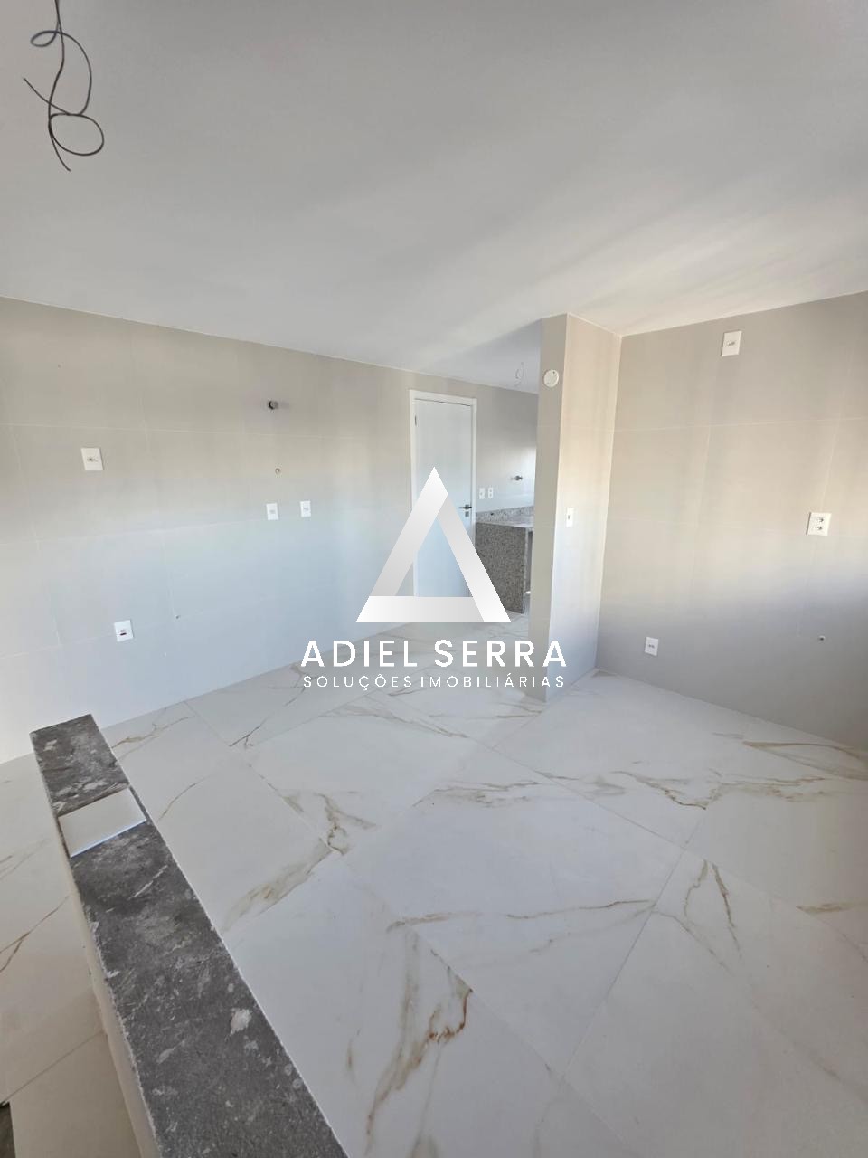 Apartamento - Caminho das árvores