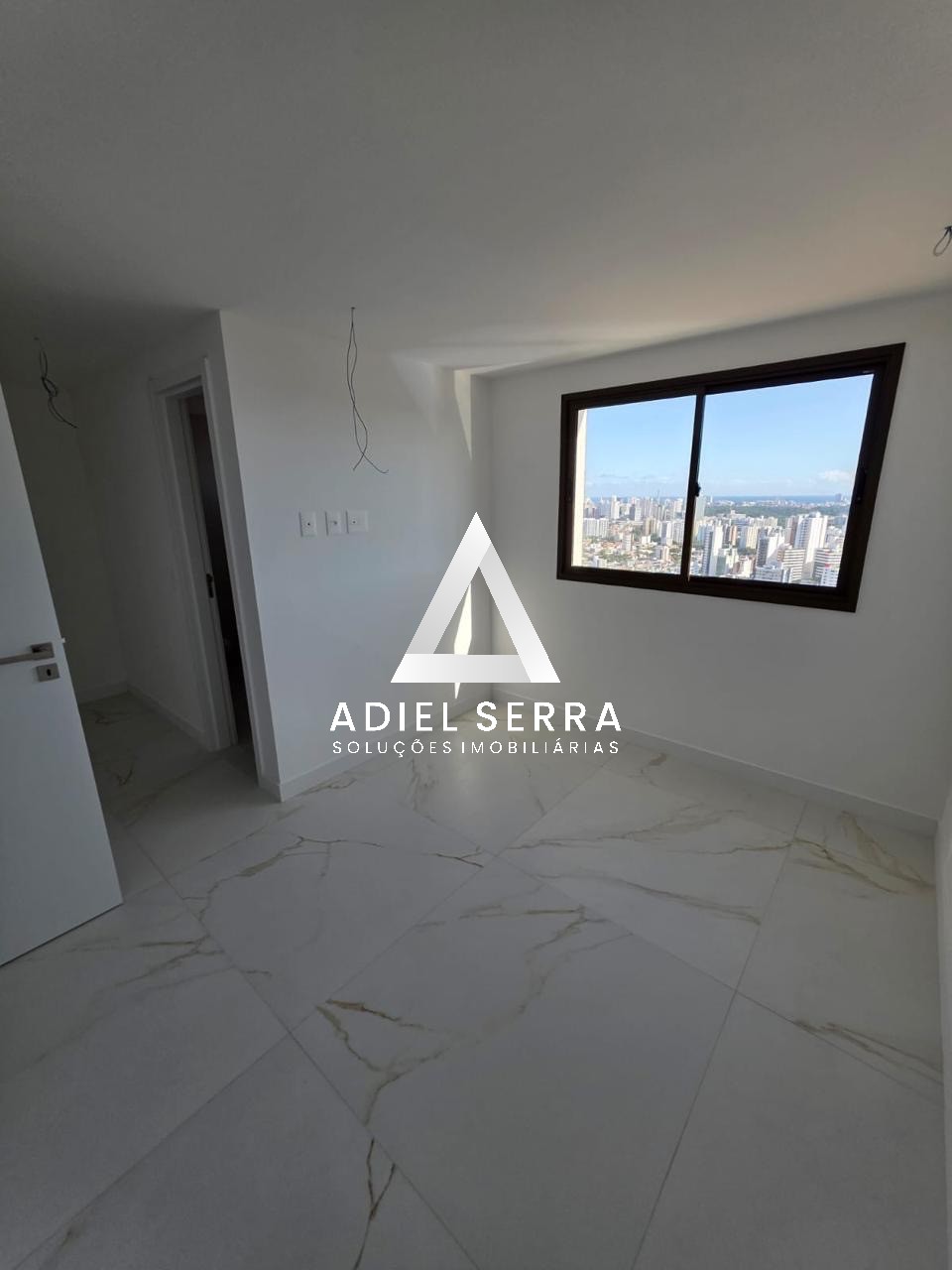 Apartamento - Caminho das árvores