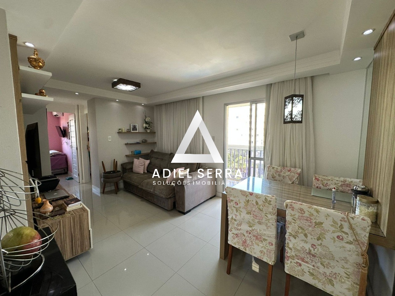 Apartamento - Buraquinho