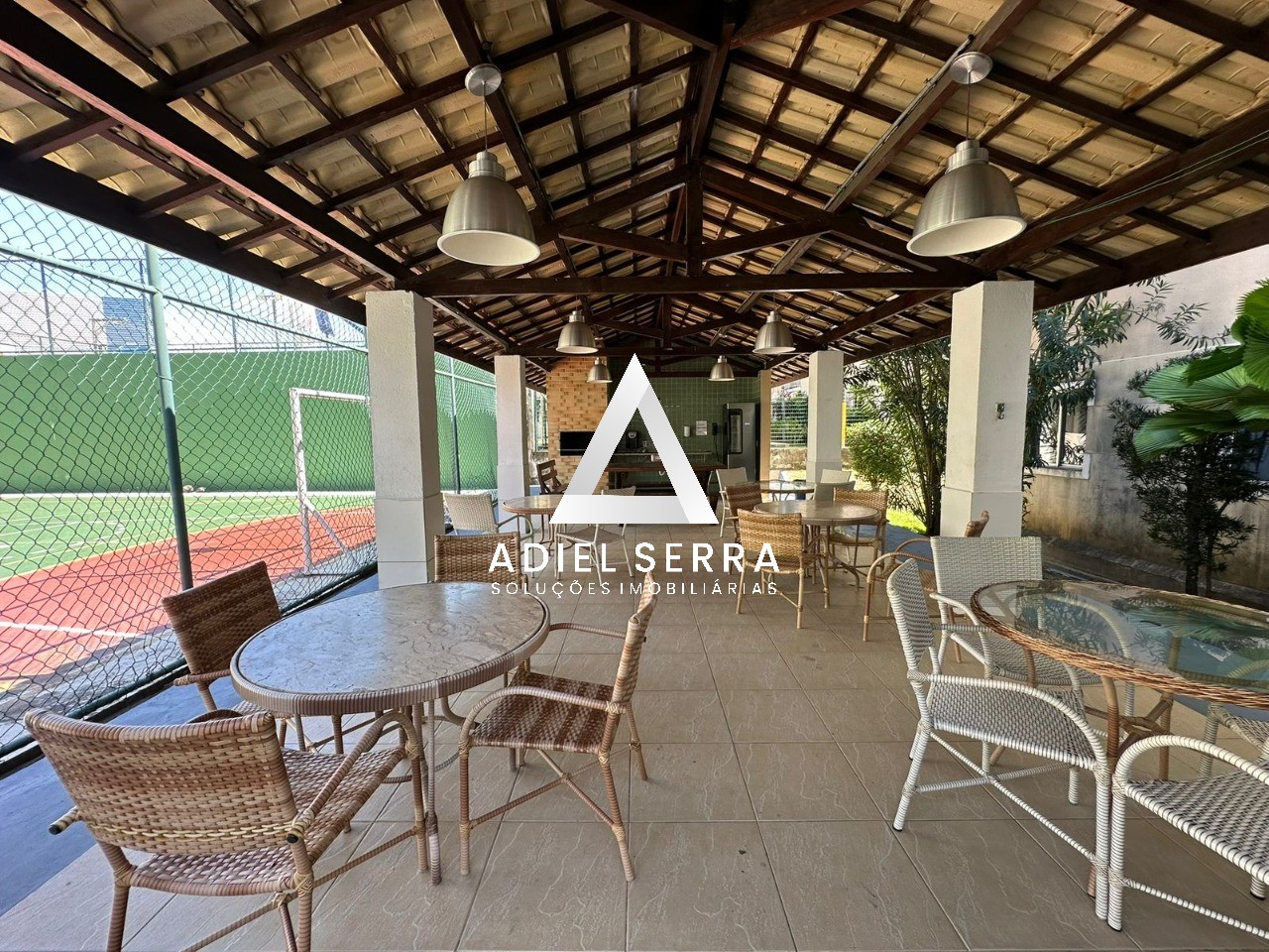 Apartamento - Buraquinho
