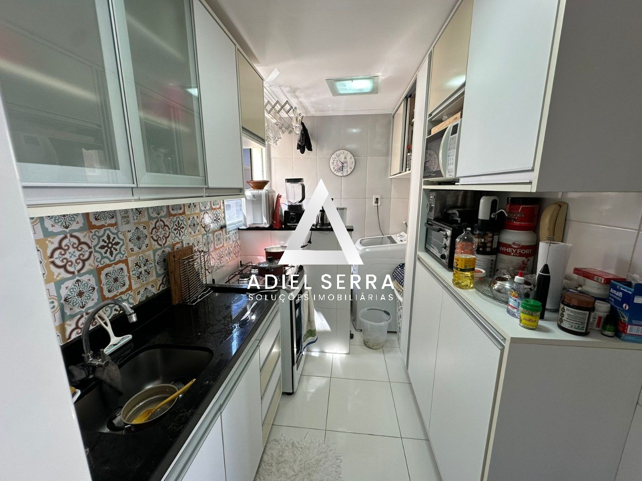 Apartamento - Buraquinho