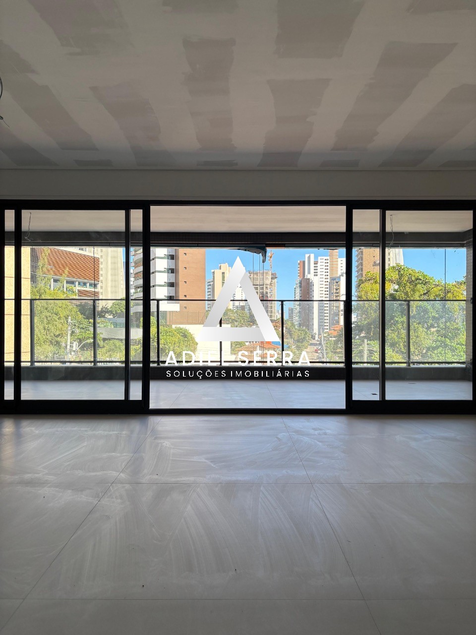 Apartamento - Caminho das árvores