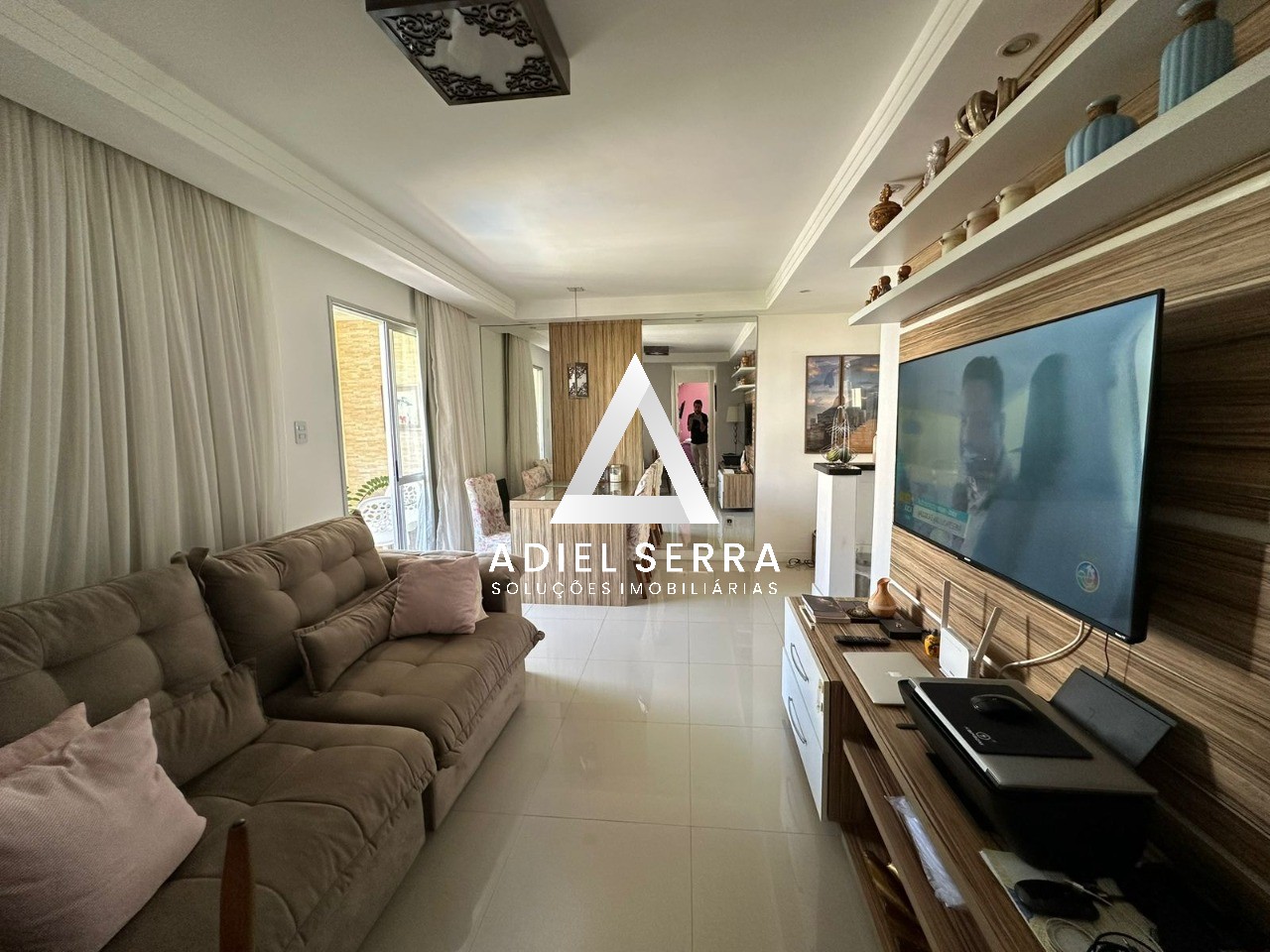 Apartamento - Buraquinho