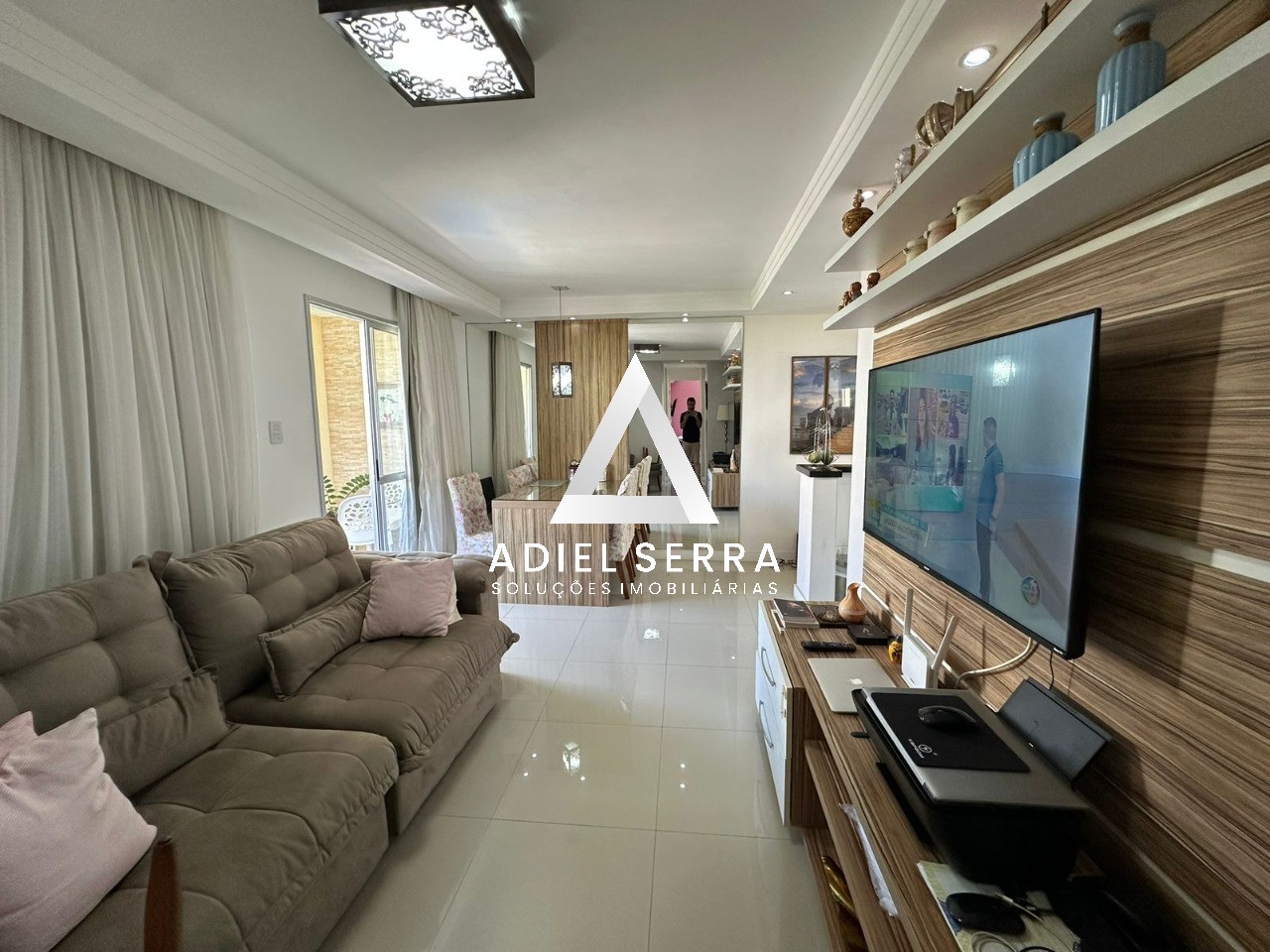 Apartamento - Buraquinho