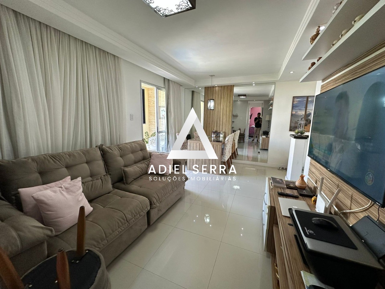 Apartamento - Buraquinho