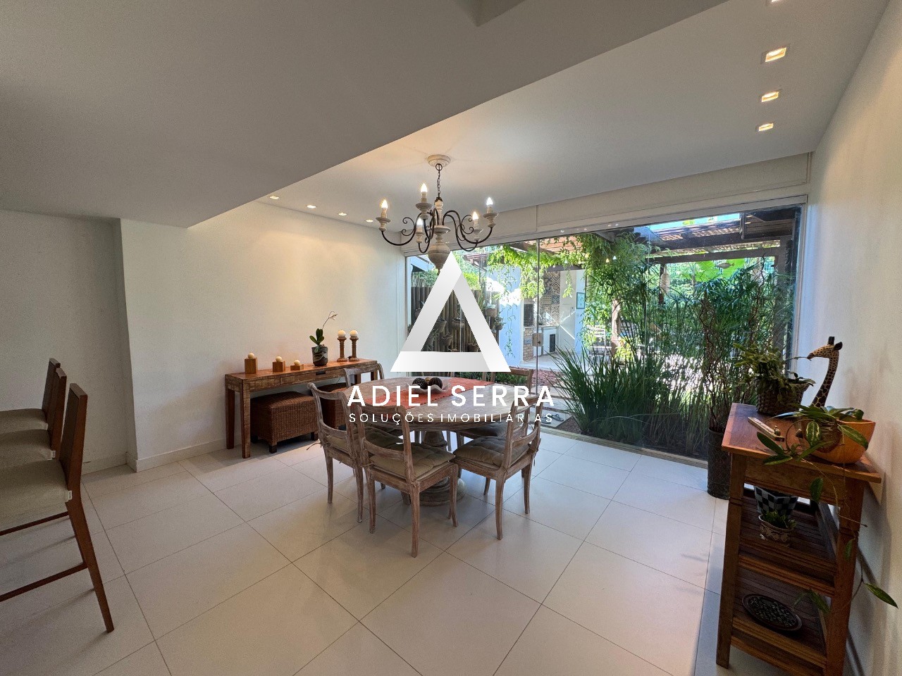Casa - Itapuã