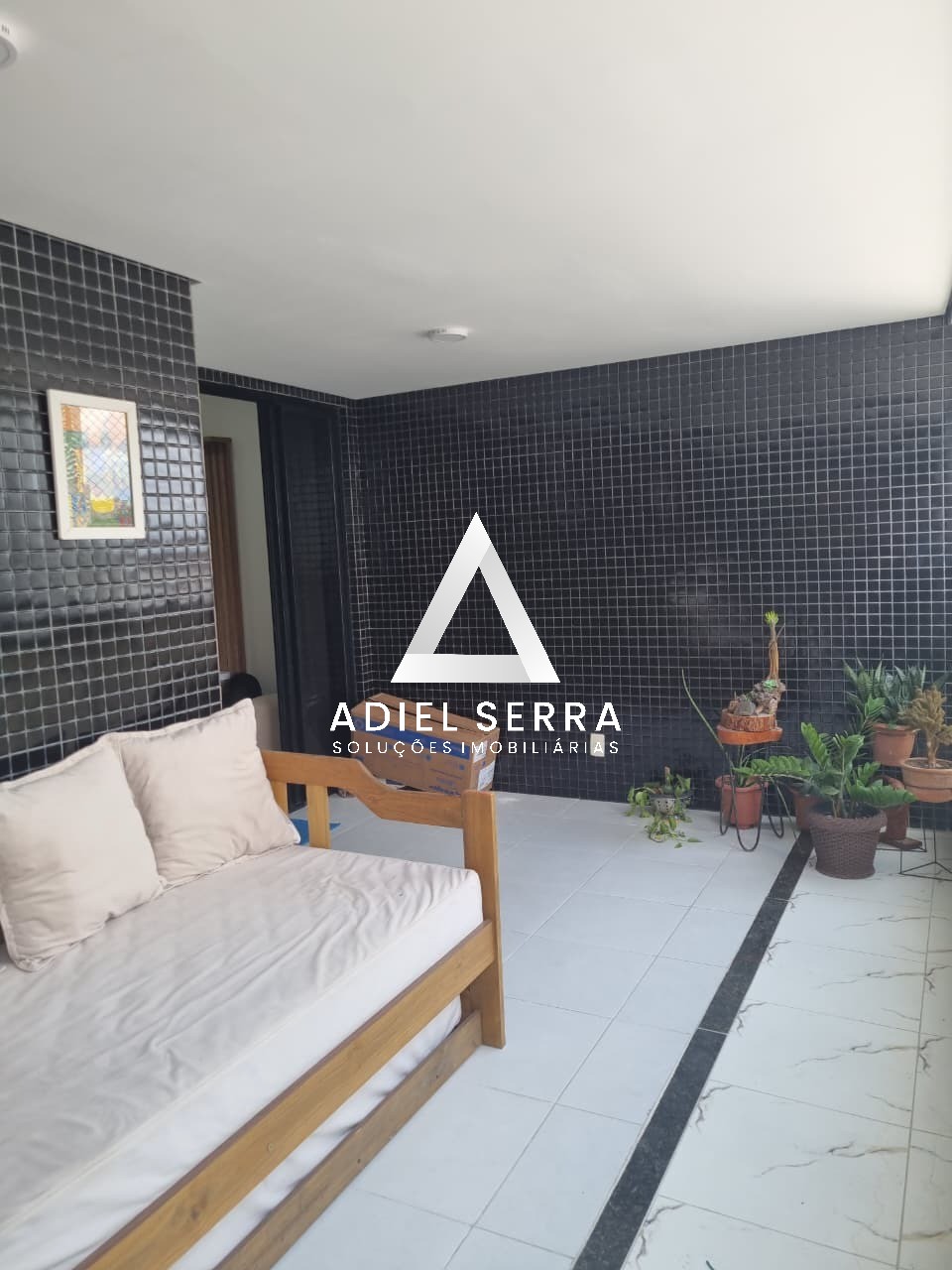 Apartamento - Caminho das árvores