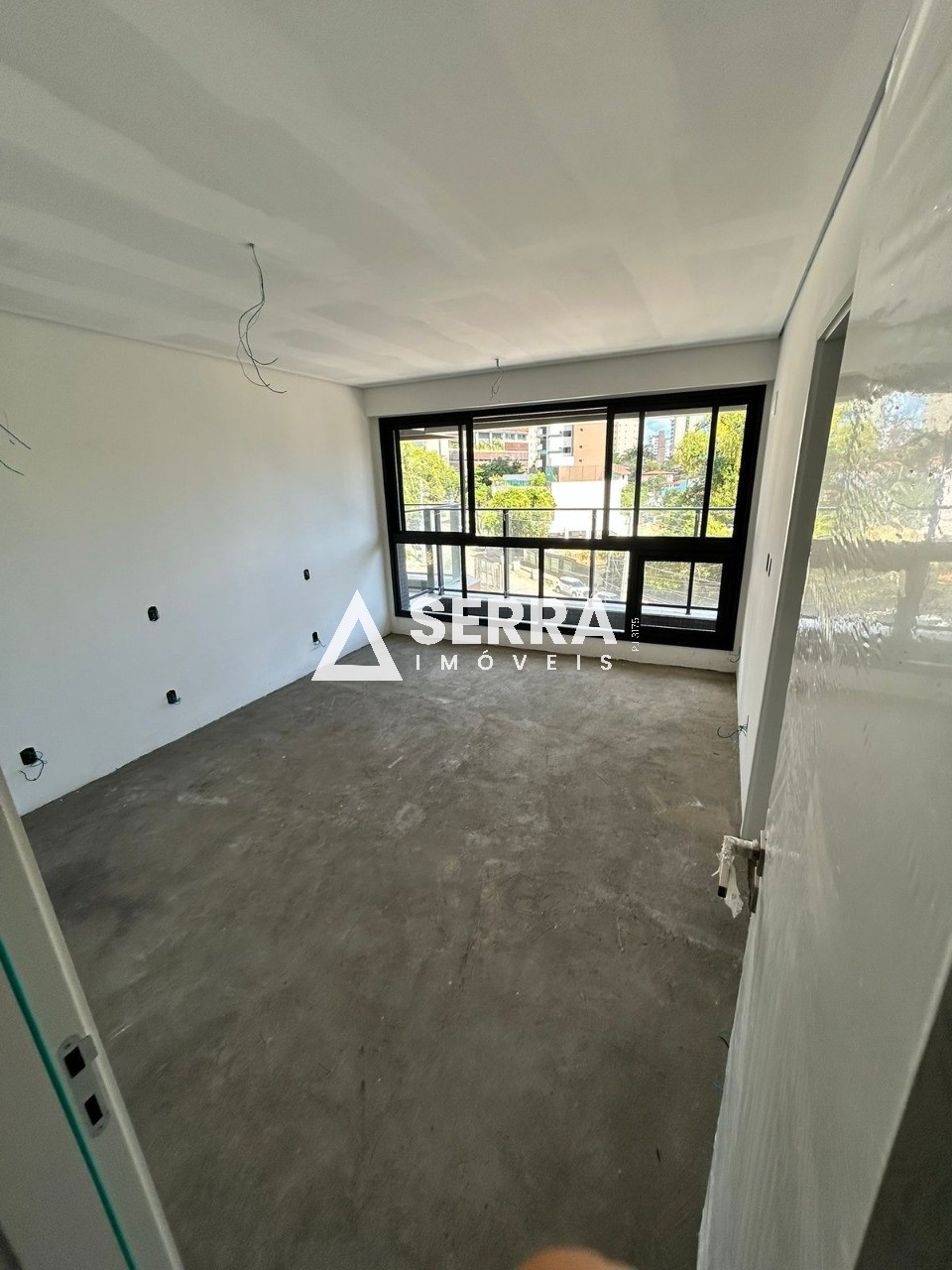 Apartamento - Caminho das árvores