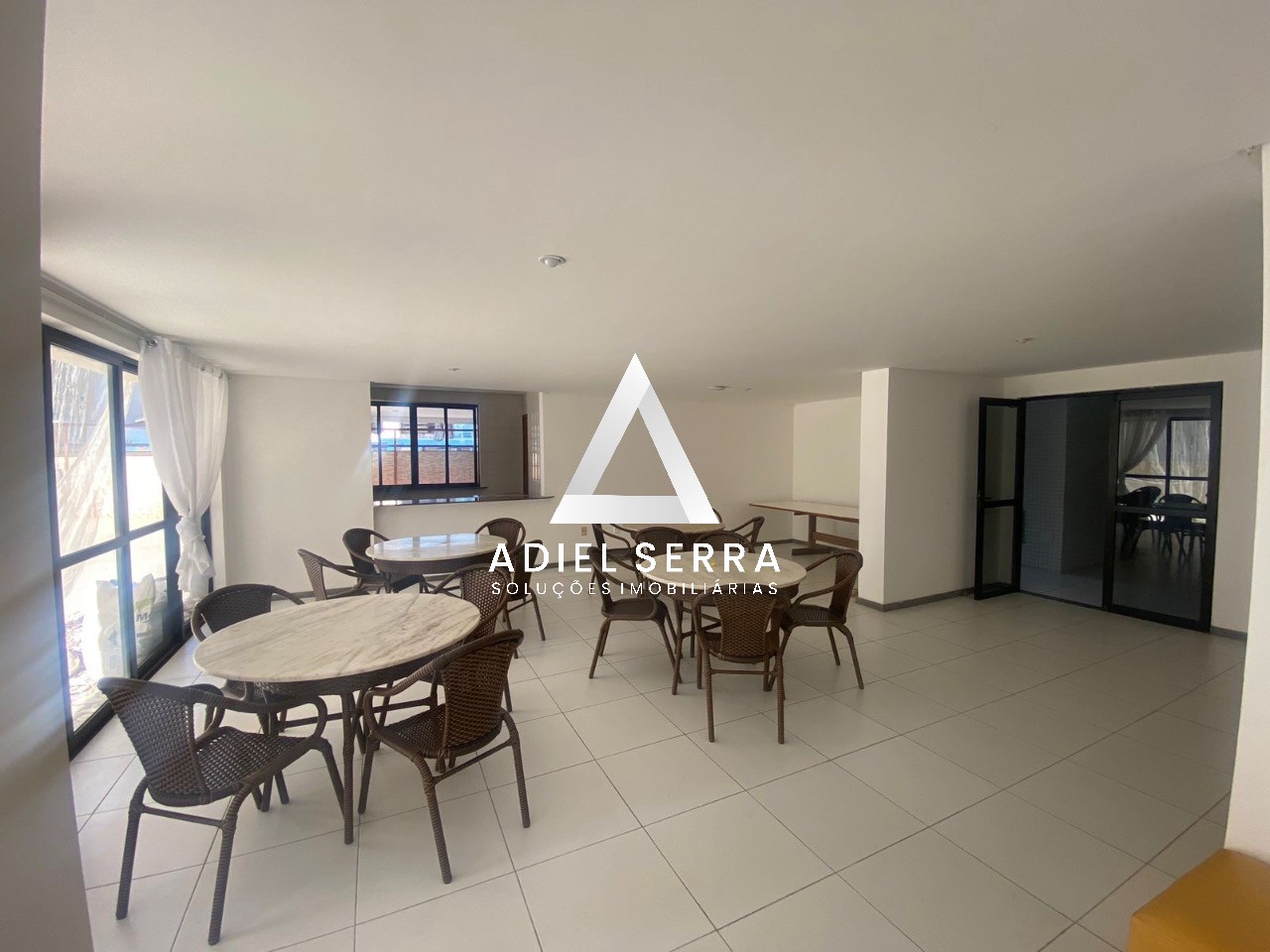 Apartamento - Costa azul