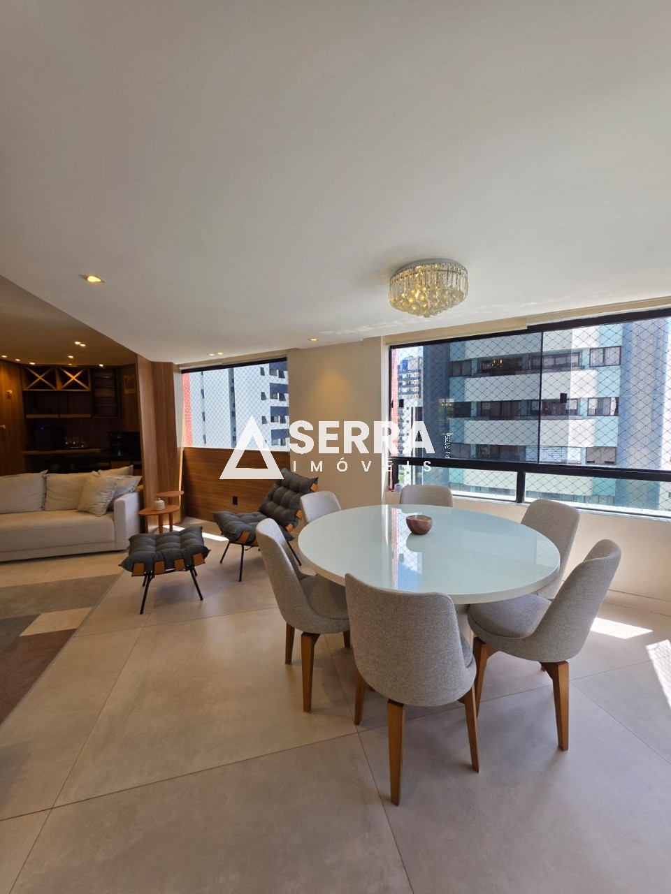 Apartamento - Caminho das árvores