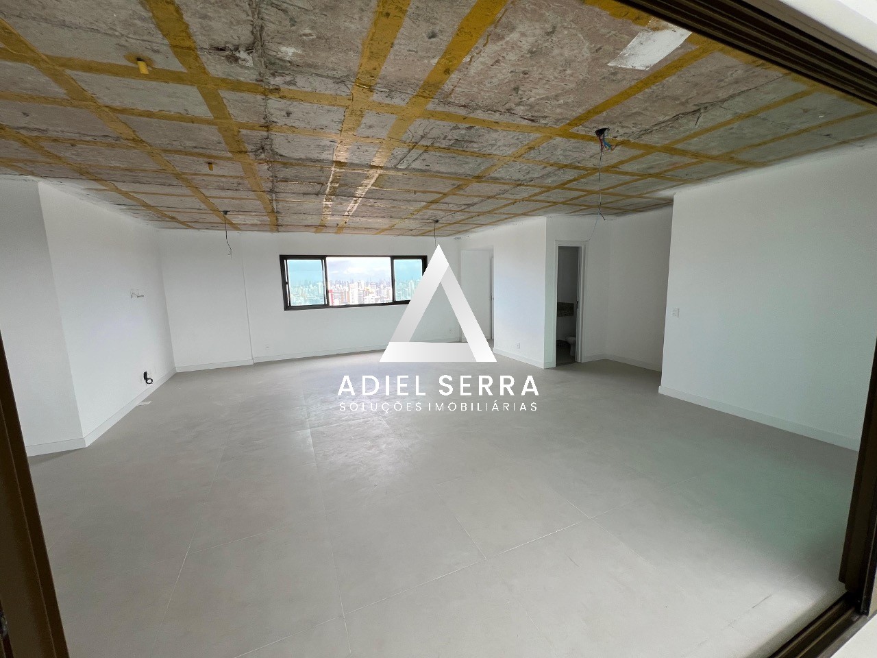 Apartamento - Caminho das árvores