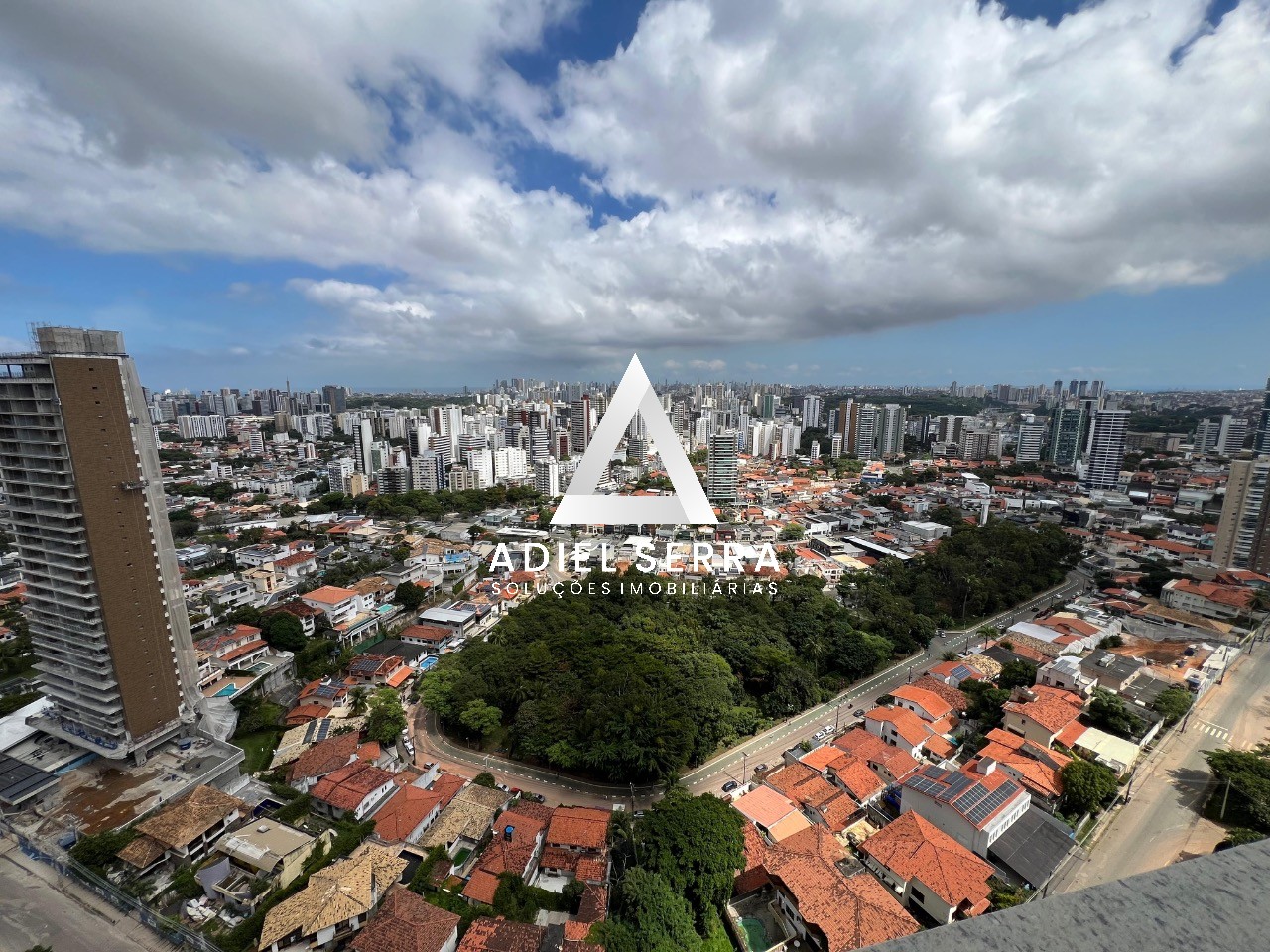 Apartamento - Caminho das árvores