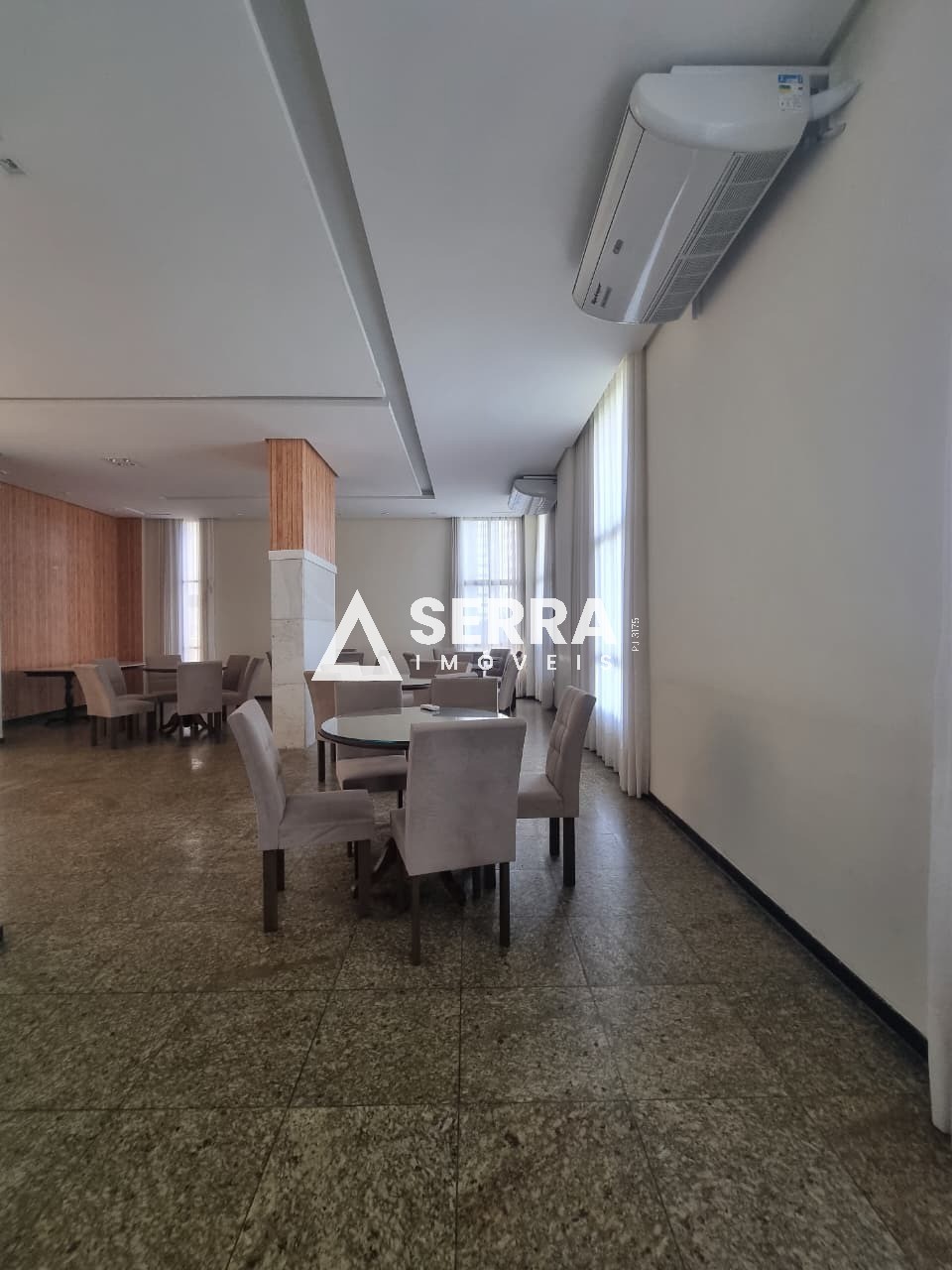 Apartamento - Itaigara
