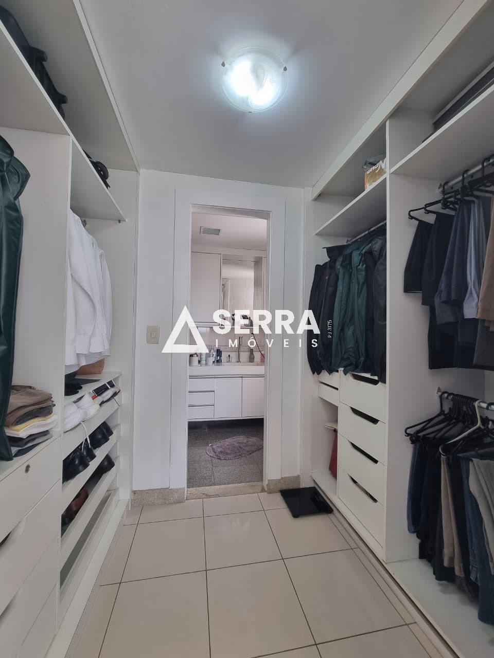Apartamento - Itaigara