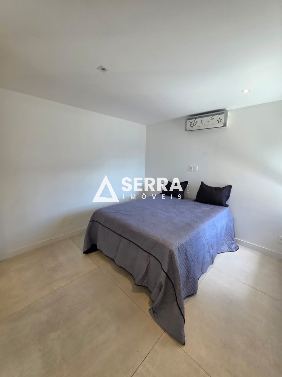Apartamento - Caminho das árvores