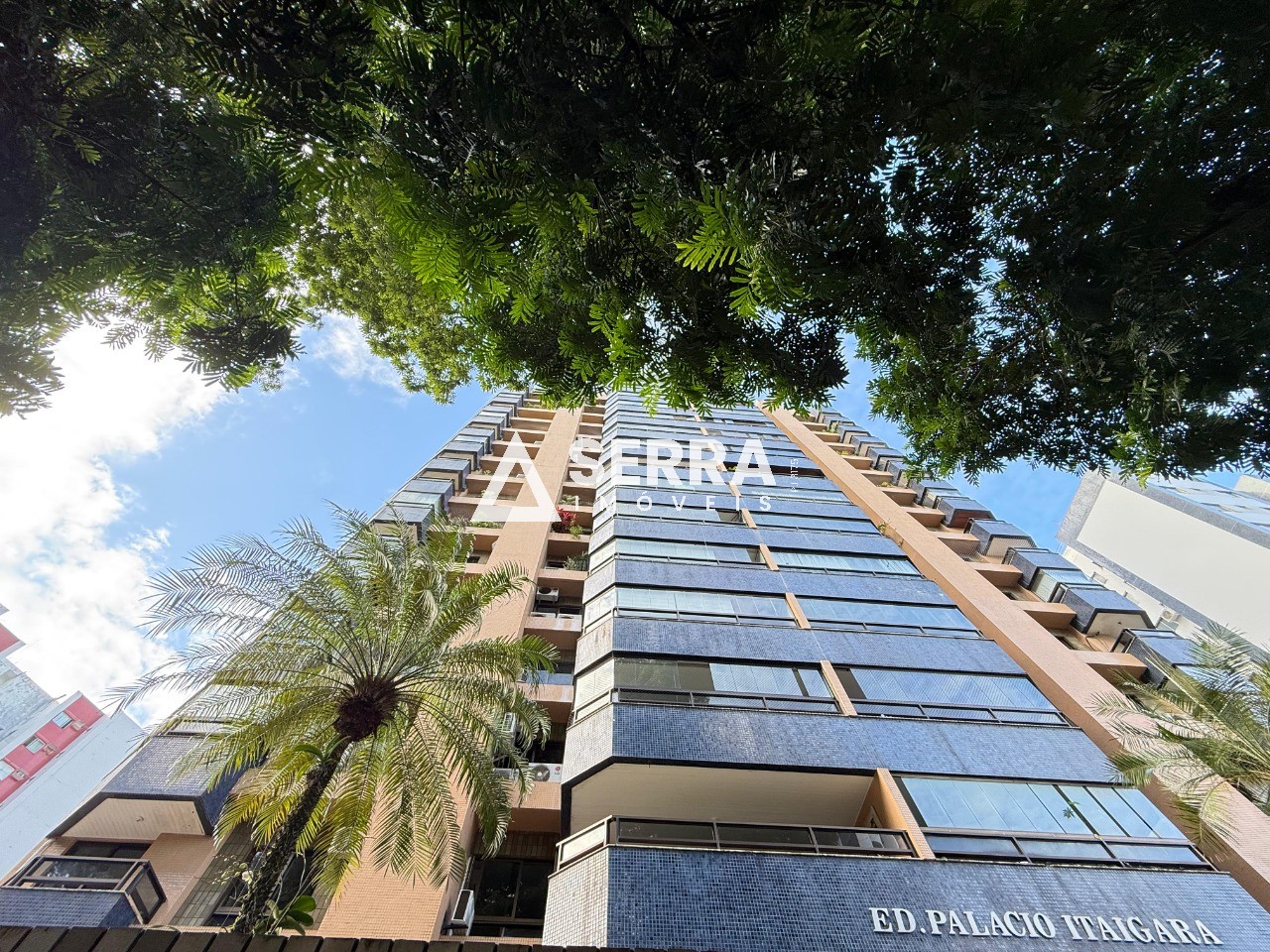 Apartamento - Itaigara