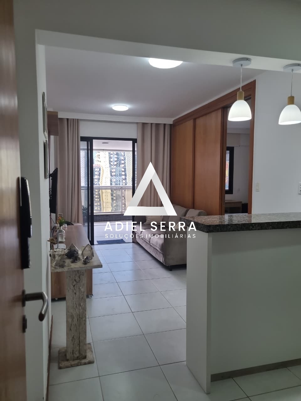 Apartamento - Caminho das árvores