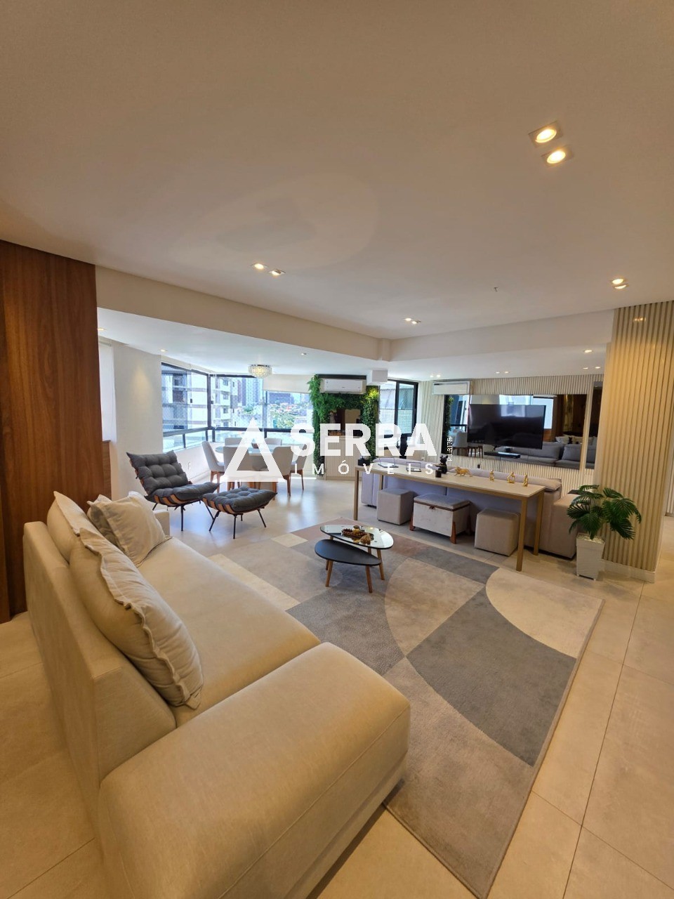 Apartamento - Caminho das árvores