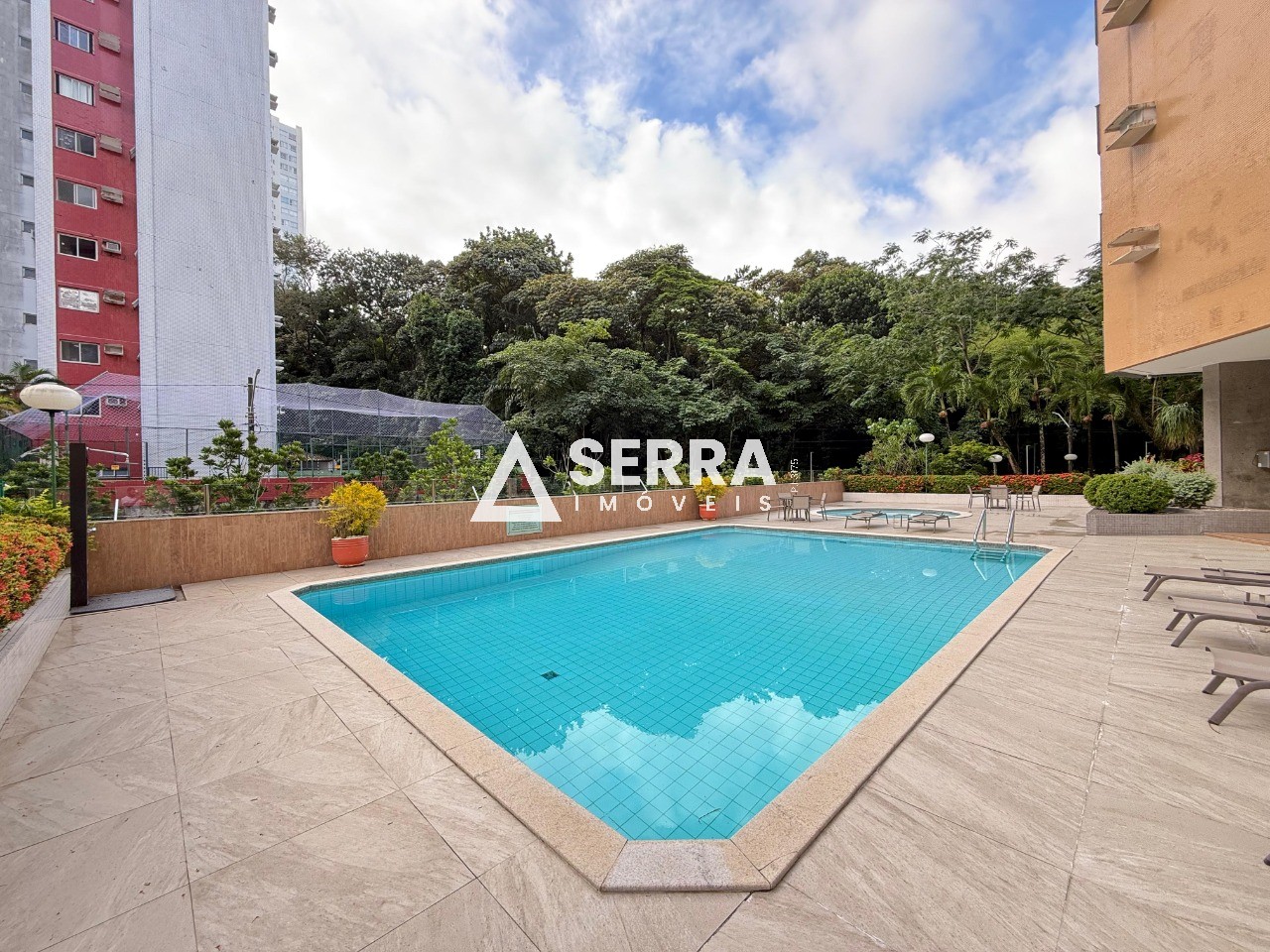 Apartamento - Itaigara