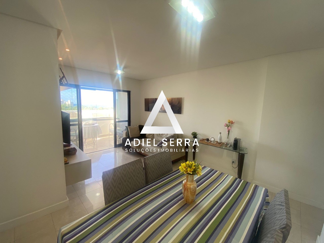 Apartamento - Costa azul