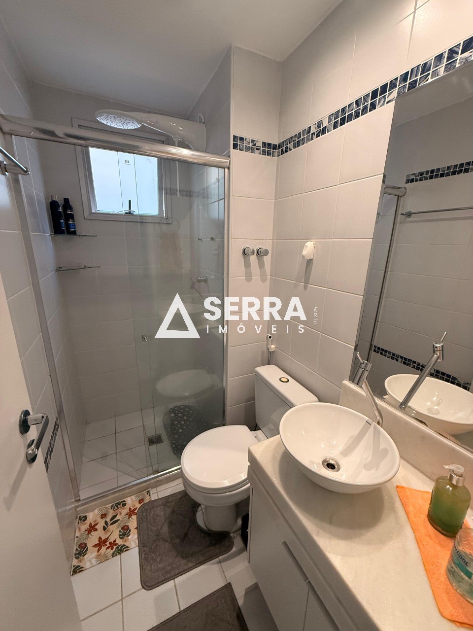 Apartamento - Buraquinho