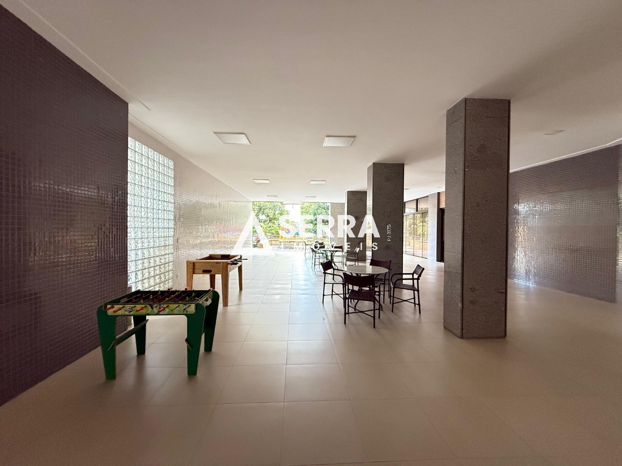 Apartamento - Itaigara