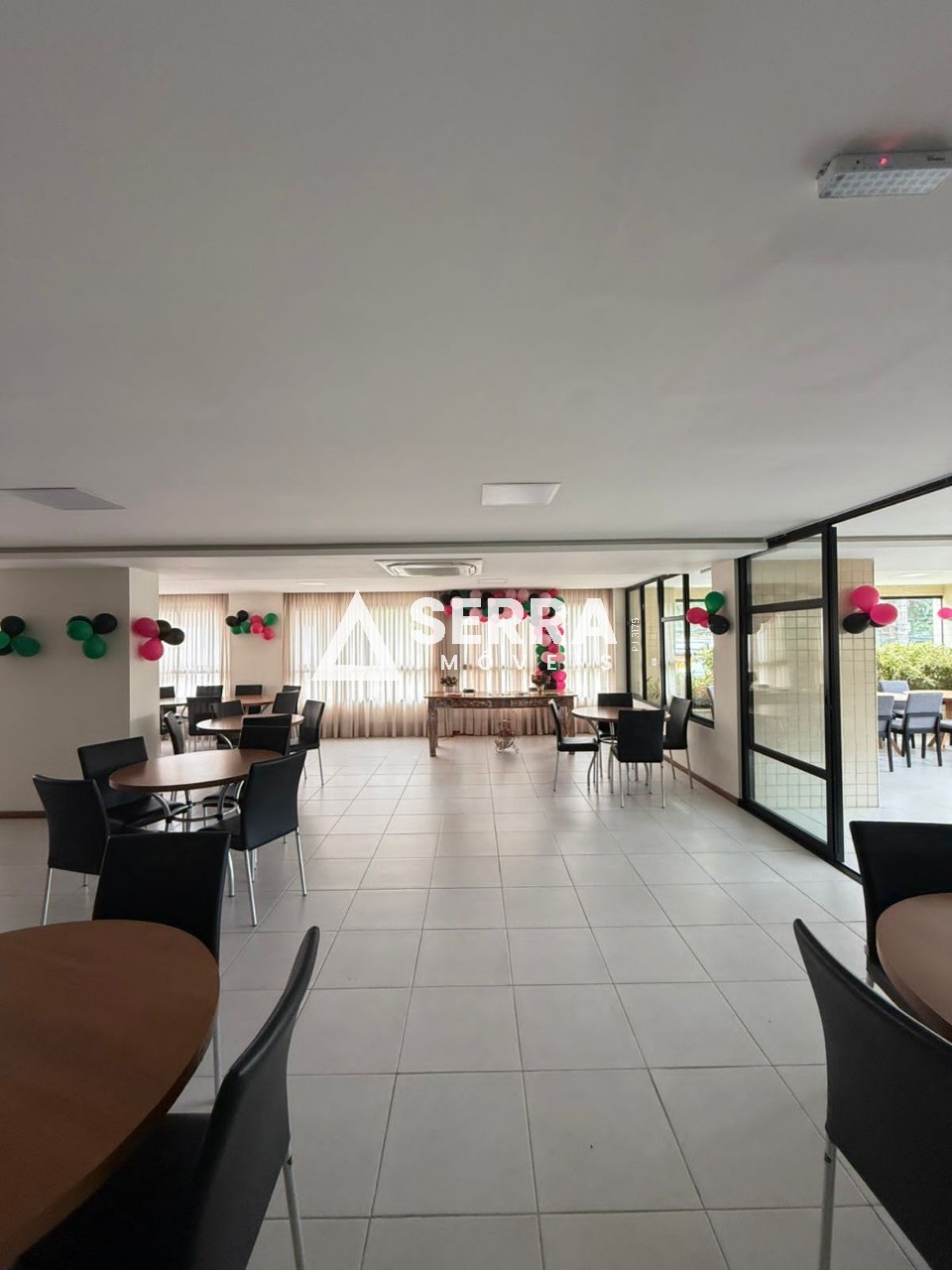 Apartamento - Costa azul