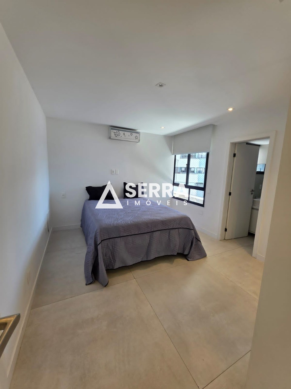 Apartamento - Caminho das árvores