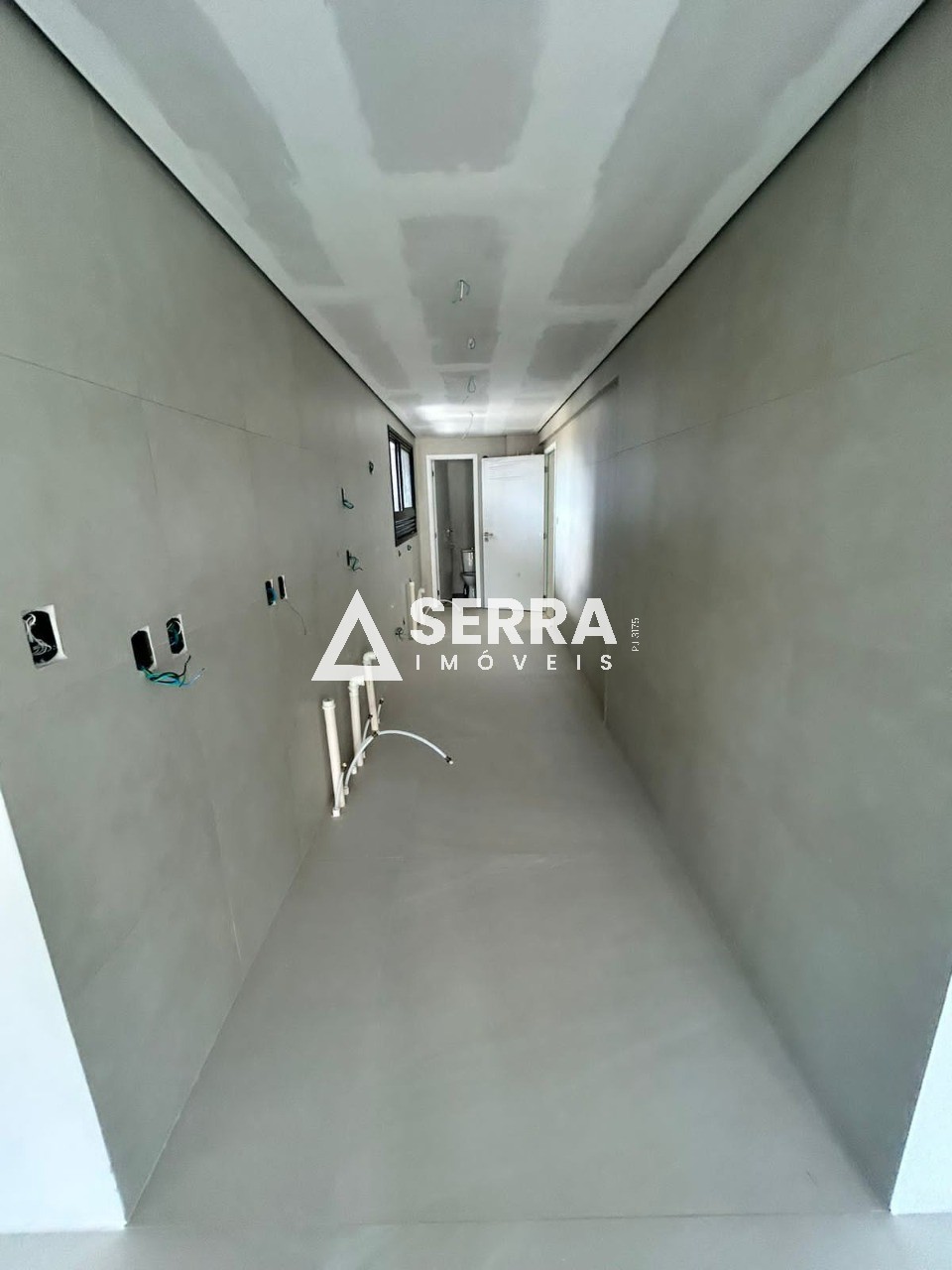 Apartamento - Caminho das árvores