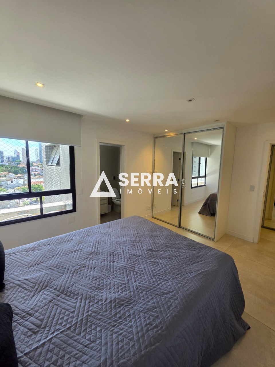 Apartamento - Caminho das árvores