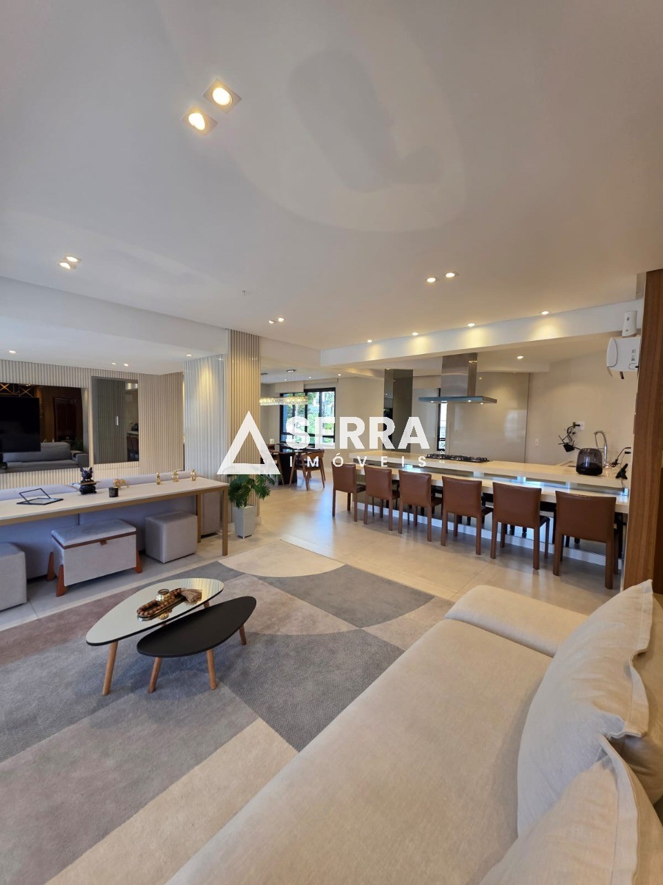 Apartamento - Caminho das árvores
