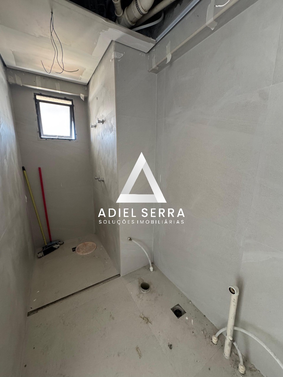 Apartamento - Caminho das árvores