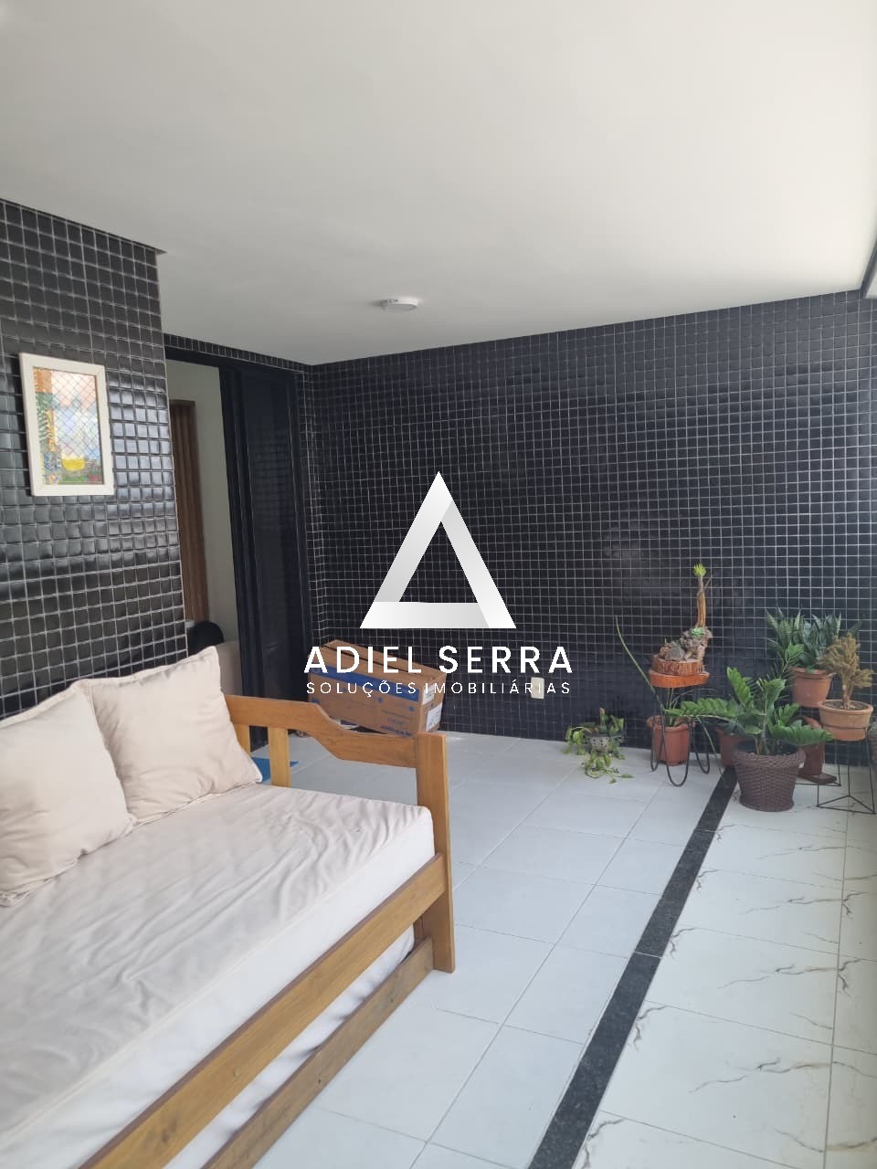 Apartamento - Caminho das árvores
