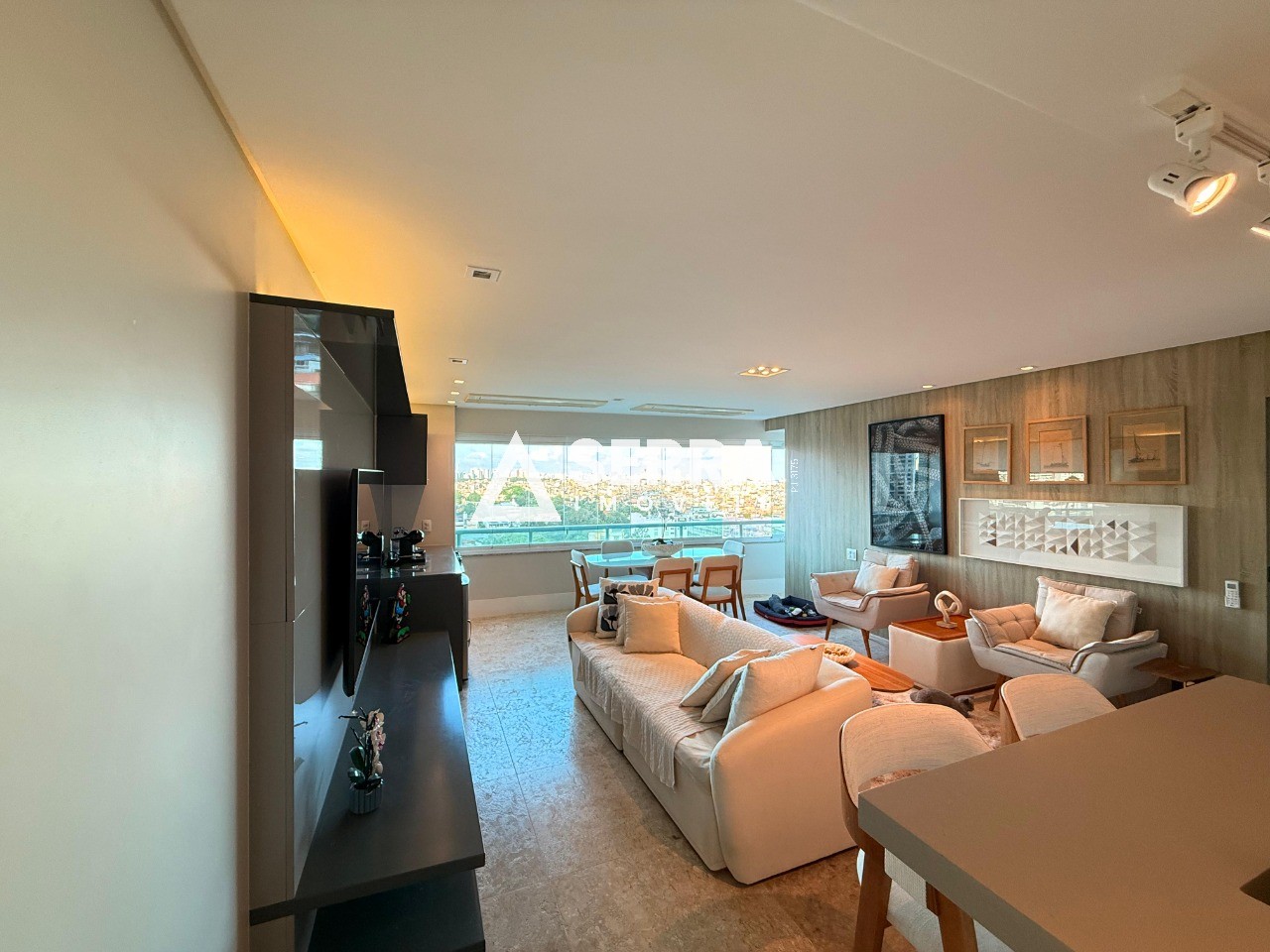 Apartamento - Horto florestal