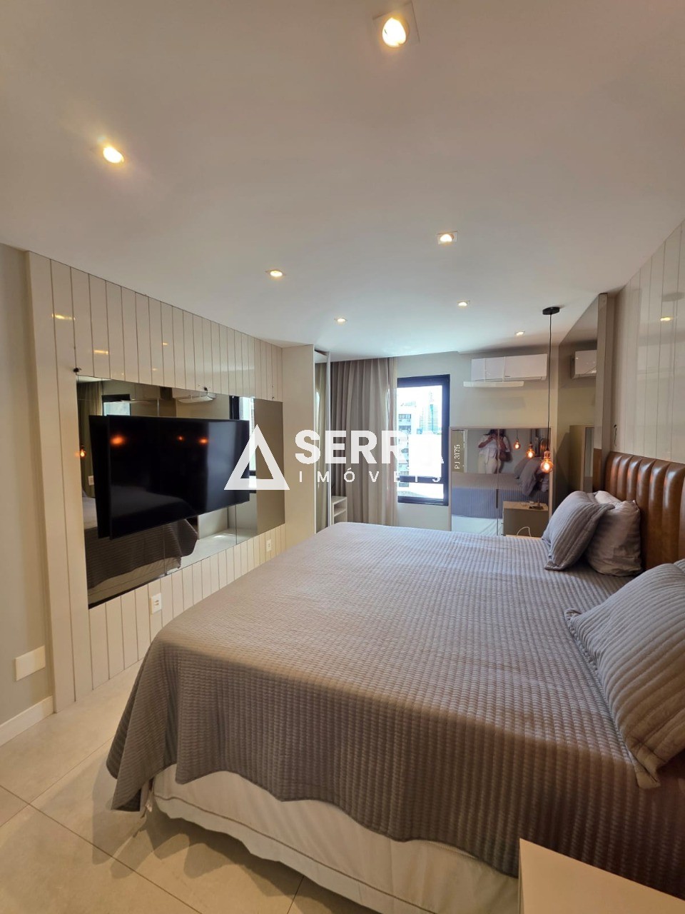 Apartamento - Caminho das árvores
