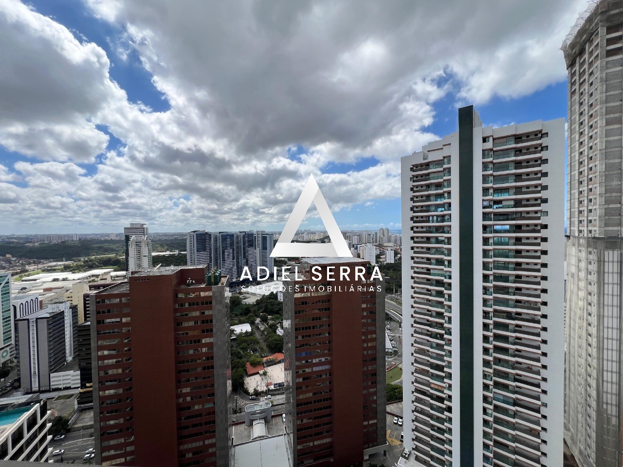 Apartamento - Caminho das árvores