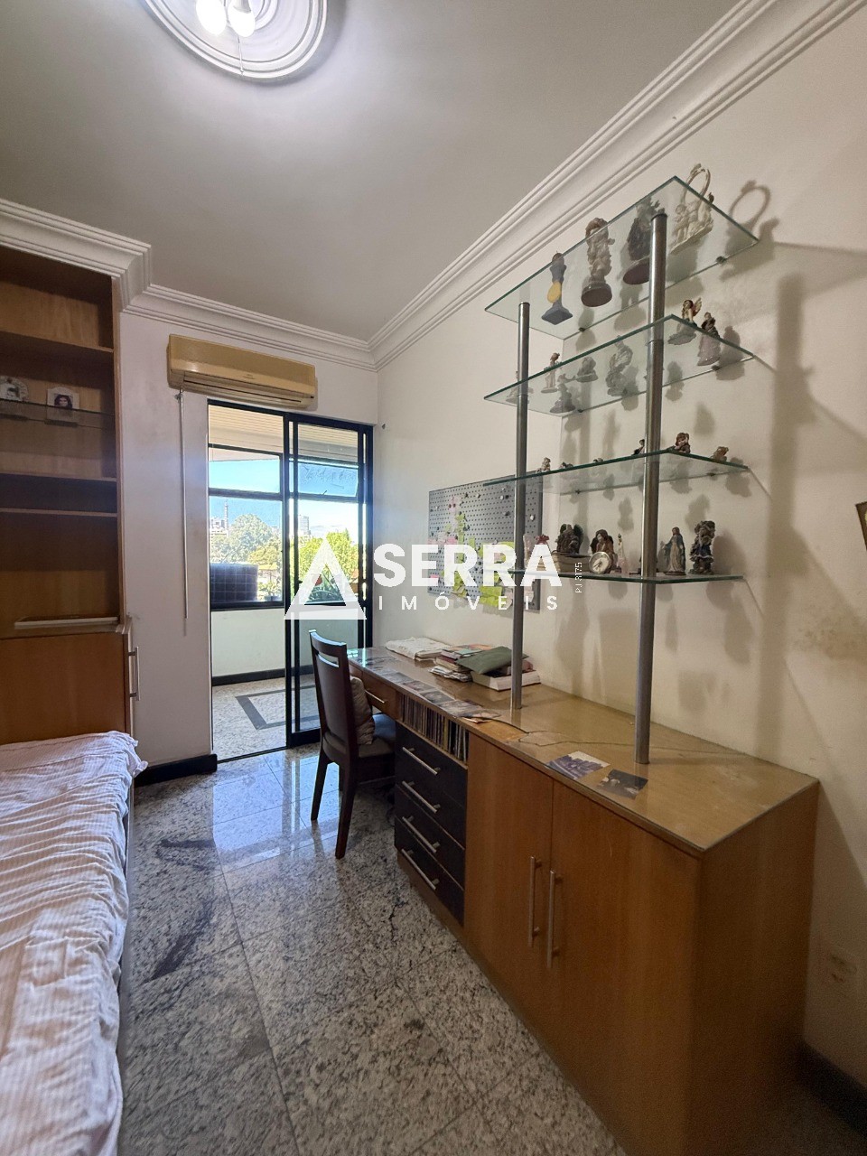 Apartamento - Itaigara