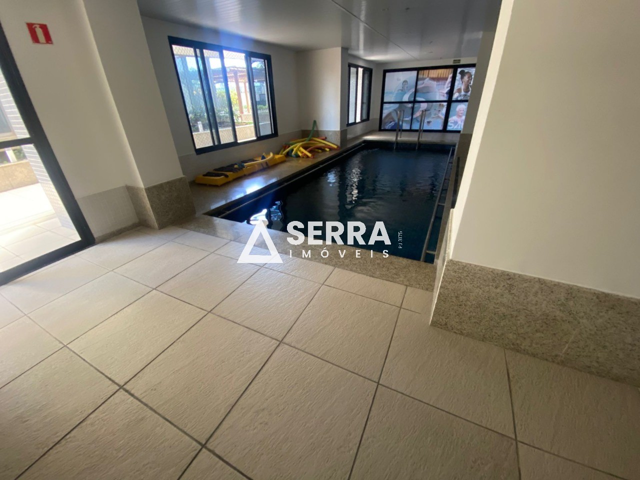 Apartamento - Caminho das árvores