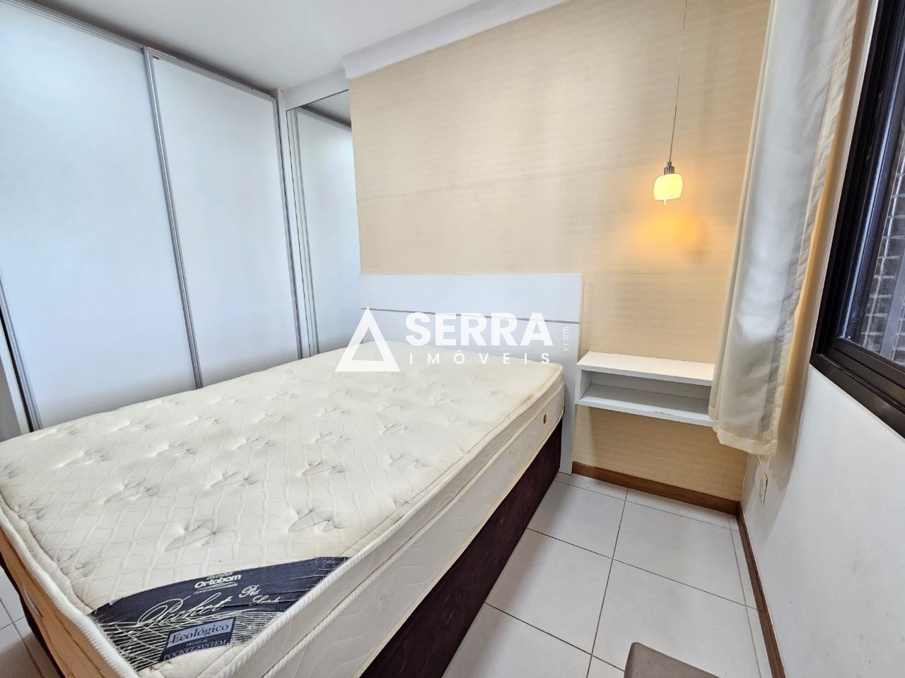 Apartamento - Caminho das árvores