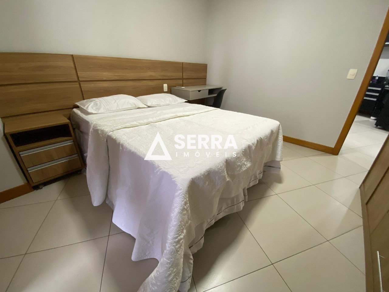 Apartamento - Caminho das árvores
