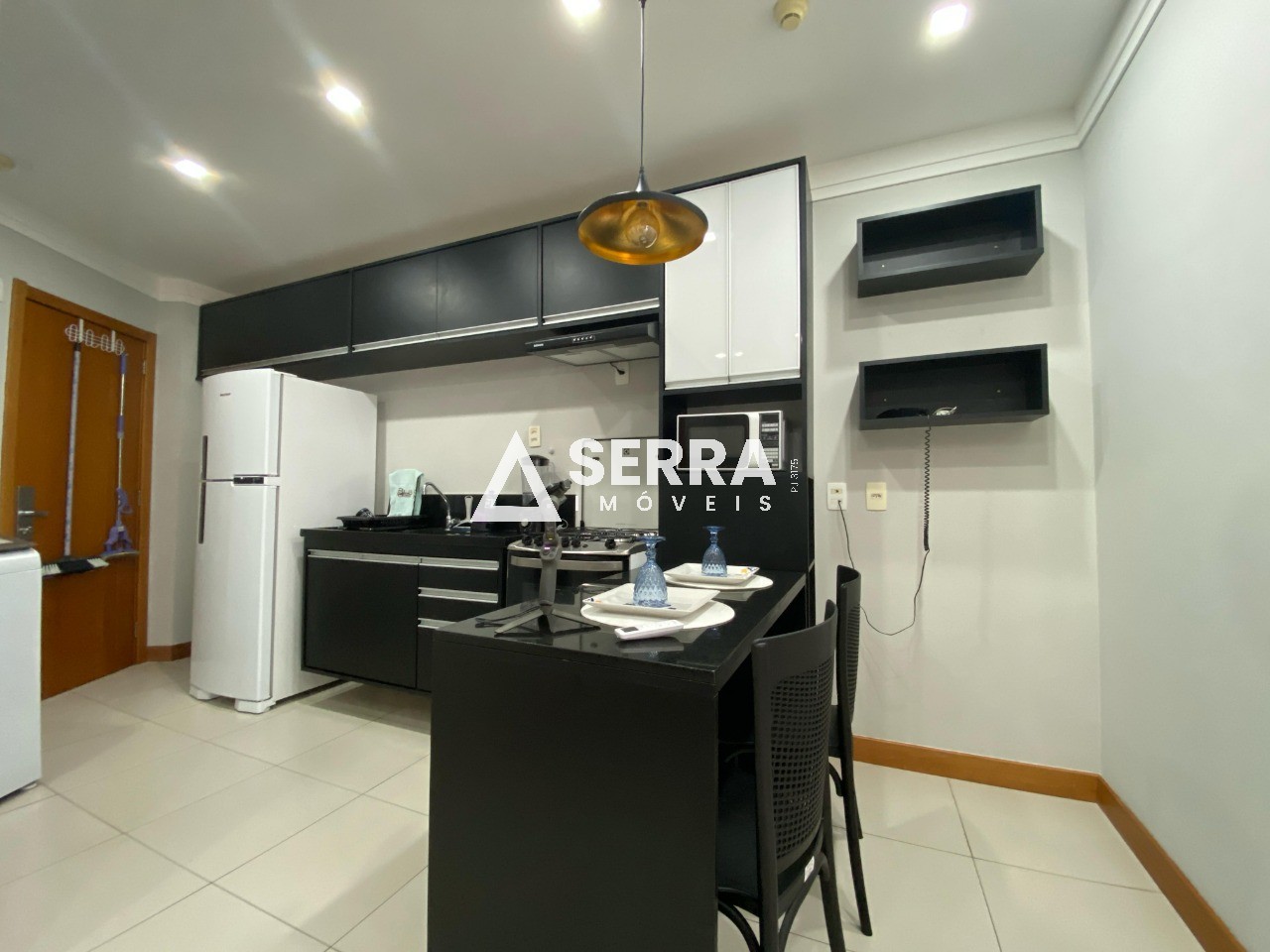 Apartamento - Caminho das árvores