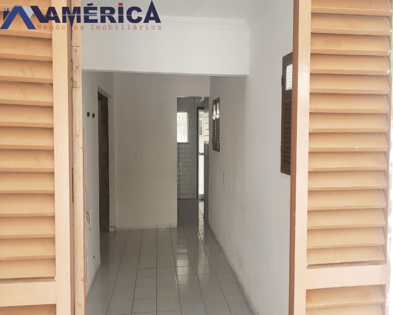 Casa à venda com 2 quartos, 110m² - Foto 7